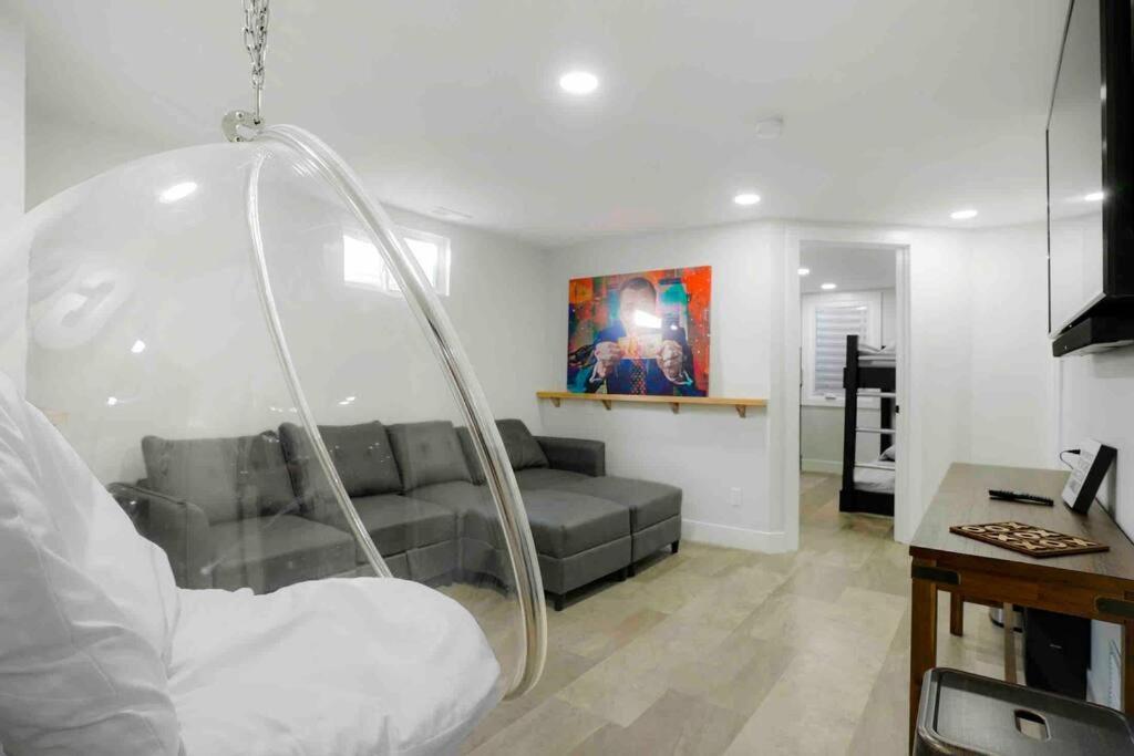 Sleeps 16 - 15 Min/Downtown, 10 Min/Medical Center Villa Aurora Eksteriør bilde